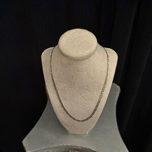 Elegant Silver Chain Necklace